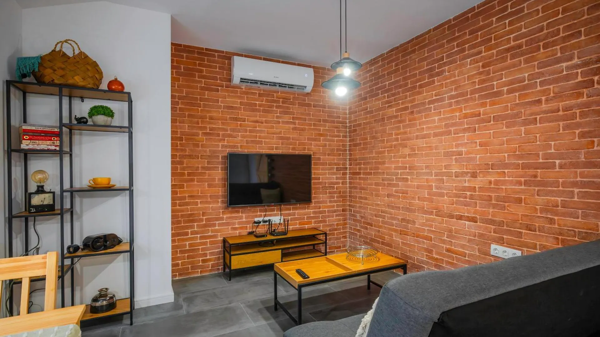 Appartement Brick Haven: Contemporary Urban Living Redefined à Sofia Bulgarie